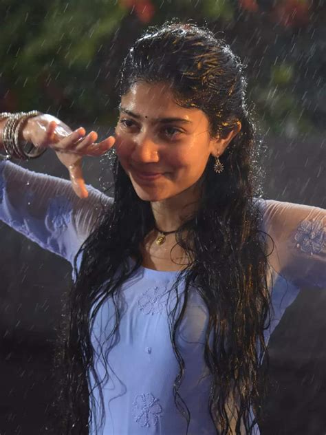 10 gorgeous pictures of Sai Pallavi from 'Love Story' | Times of India