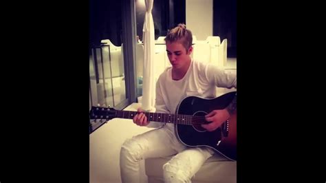 Justin Bieber Playing Guitar 2016 Youtube