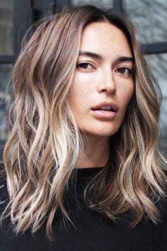 22 Trendy Beach Wavy Hairstyles For Medium Length Hair