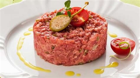 Steak Tartare conheça a origem e descubra a receita deste prato lendário