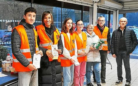 À Plumergat 270 kg de denrées collectés pour les plus démunis Le