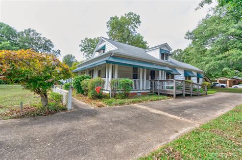 1686 Lafayette St Shelby Nc 28152 Mls 4082640 Redfin