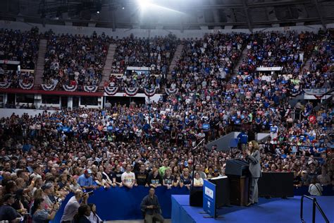 Donald Trumps Wisconsin Crowd Compared To Kamala Harris Newsweek