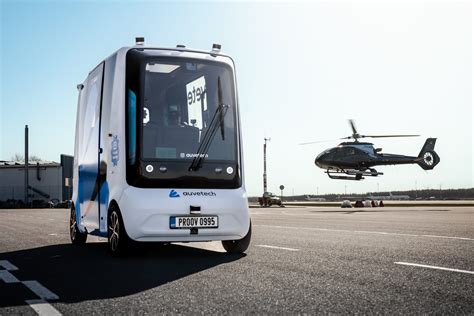 World S First Autonomous Shuttle Helicopter Detection Test Auve Tech