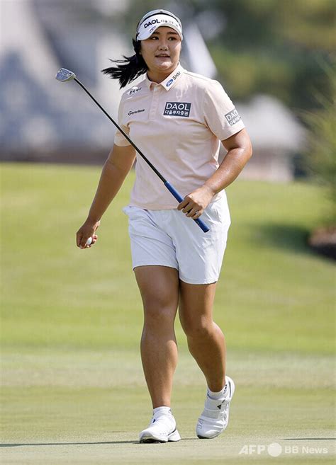 짜릿한 이글 유해란 아칸소에서 와이어투와이어로 Lpga 첫 우승신인상 굳히기