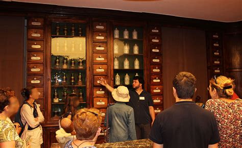 VISITE GUIDÉE DU CENTRE HISTORIQUE DE MENDE Mende Office de