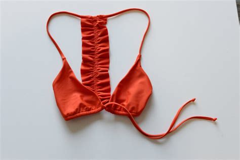 8 Hot Sexy Renee Reina Bikini Pics