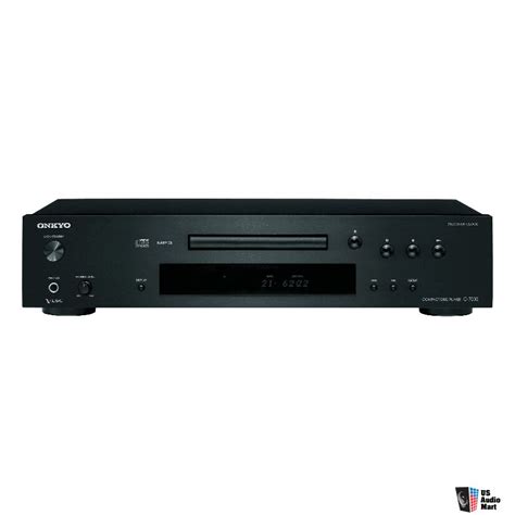 Onkyo C 7030 Cd Player Low Hours Photo 2768661 Us Audio Mart