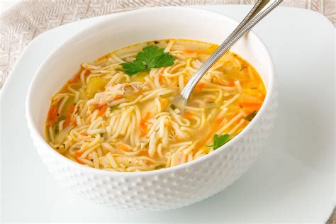 Tagliolini In Brodo La Ricetta Del Primo Piatto Caldo E Nutriente Per