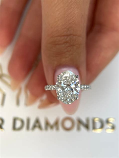 4 25 Carat E Color VVS2 Clarity IGI Certified Oval Cut Lab Created