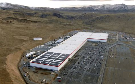 Energy storage milestone: PG&E, Tesla begin building 730MWh battery system