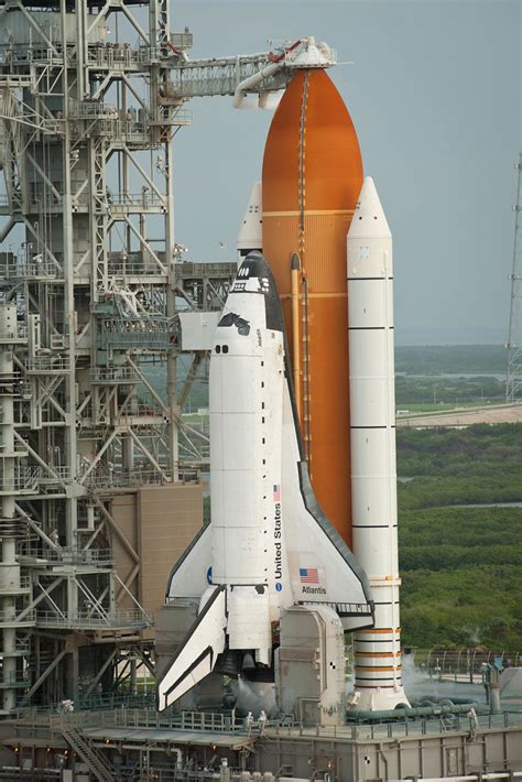 Sts Launch Day Hq Space Shuttle Atlantis Flickr