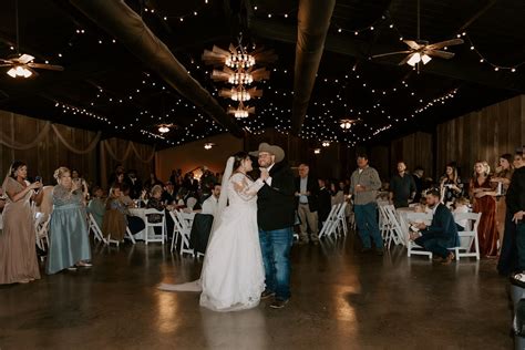 Rustic Acres Event Center Weddings Central Texas Wedding Venue Belton