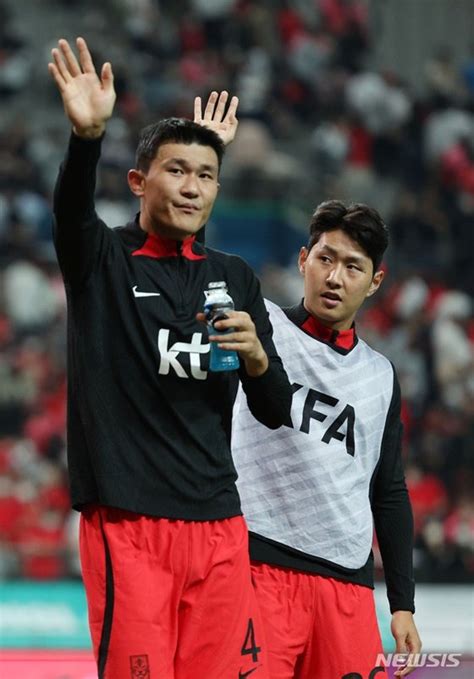 이강인 김민재 맞대결 한국서 못 본다 Kfa 마요르카 나폴리 방한 최종 불허 결정 머니투데이