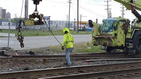 Replacing Rails On The Csx Stl Line Sub In Terre Haute Csx Mow Crew