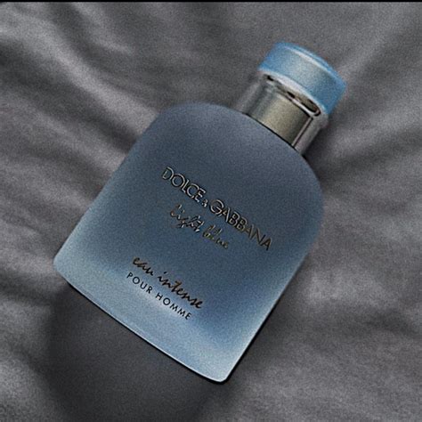 Light Blue Eau Intense Pour Homme Dolce Gabbana colônia a fragrância