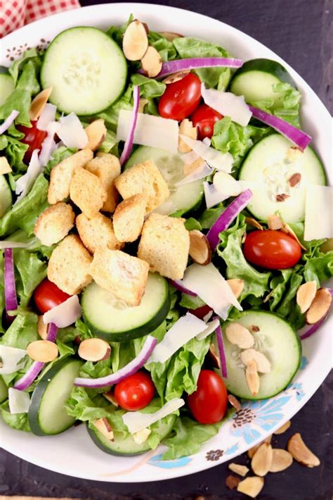 Easy Green Salad {tossed Garden Salad} Miss In The Kitchen