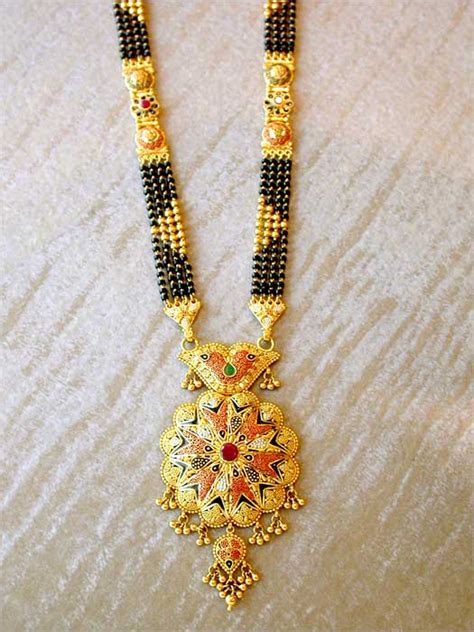 Gold Mangalsutra, Gold Mangalsutra Designs, Indian Gold Jewelry ...