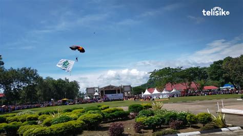 Aksi Terjun Payung Warnai Langit Konawe Dalam Puncak Hut Ke Telisik Id