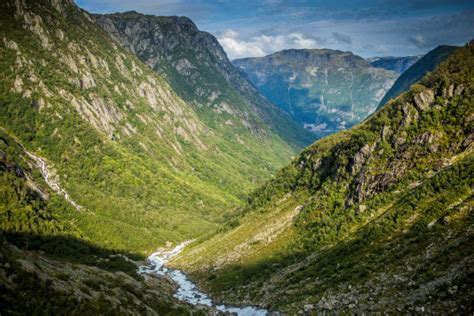 Paisagem o que é tipos exemplos exercícios Brasil Escola Reserva