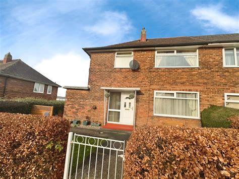 3 Bed Semi Detached House For Sale In Brooklands Avenue Seacroft