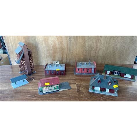 Vintage HO Scale City Buildings and Landmarks for Train Set - Beck ...