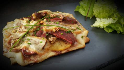 Pizza Au Magret De Canard Pomme Et Maroilles Cyrille LA CUISINE