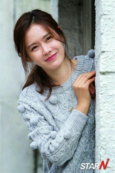 Son Ye Jin 손예진 손언진孫彦眞 19820111 Korean Actresses Korean Celebrities Playful Kiss