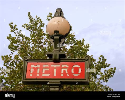 Paris Metro Sign Stock Photo - Alamy