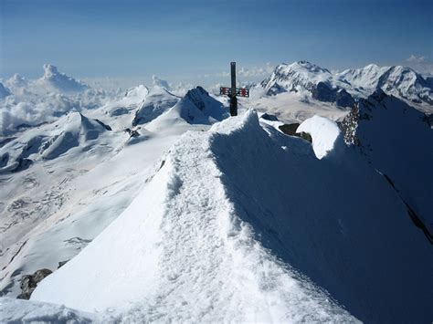 Gipfelkreuz Mit Monte Rosa Strahlhorn Im Hintergrund Hikr Org