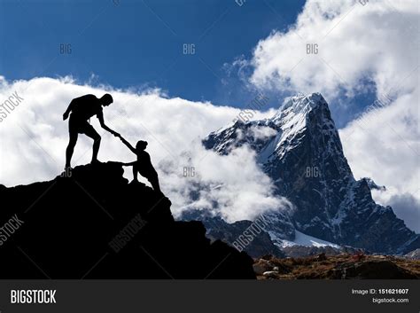 Teamwork Couple Hiking Image And Photo Free Trial Bigstock