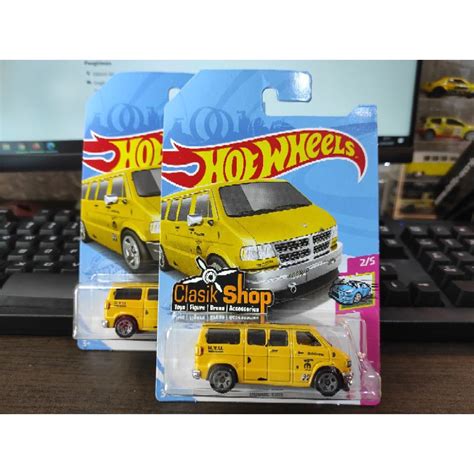 Jual Hotwheels Hot Wheels Dodge Van Mooneyes RYU Yellow Original Mattel 2021 Shopee Indonesia