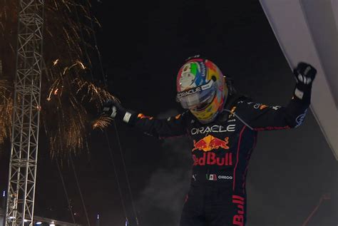 F1 El Mexicano Checo Pérez Ganó El Gp De Singapur Y Verstappen Puede