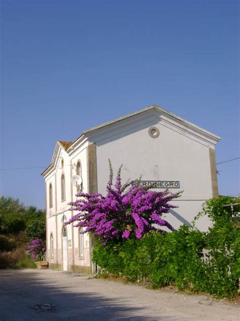 Estação de Pêro Negro Sobral de Monte Agraço All About Portugal