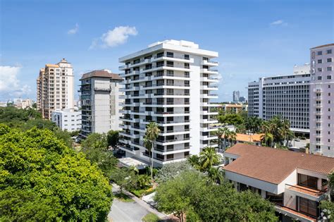 Granada Park Condominiums Apartments In Coral Gables Fl Apartments