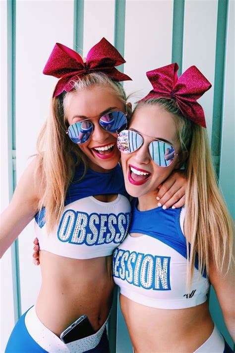 Pinterest Piriesellars Cheer Outfits Cheer Poses Cheer Pictures