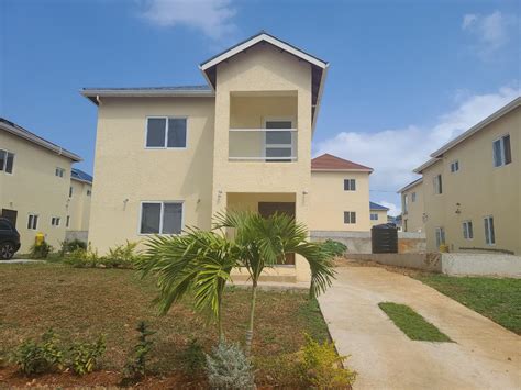 LANCEWOOD MEADOWS ST AN St Ann Ocho Rios