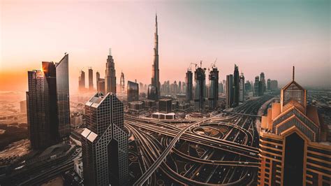 Download Captivating Golden Hour In Dubai 4k Wallpaper