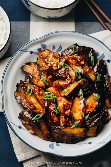 Chinese Eggplant With Garlic Sauce 红烧茄子 Omnivores Cookbook Asiatiske Opskrifter