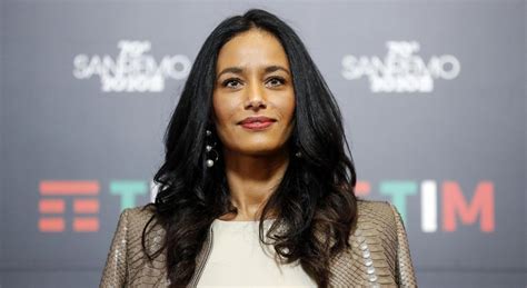 Rula Jebreal Chi è La Giornalista Sul Palco Dellariston A Sanremo 2020