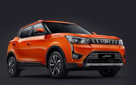 महिंद्रा Xuv300 फेसलिफ्ट फिर टेस्टिंग के दौरान आयी नजर जल्द हो सकती है लॉन्च