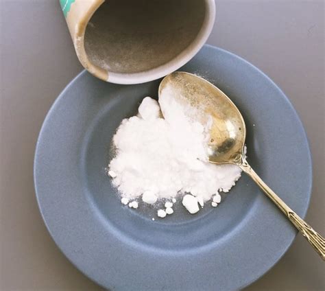 20 Uses For Baking Soda At Home Daisies And Pie