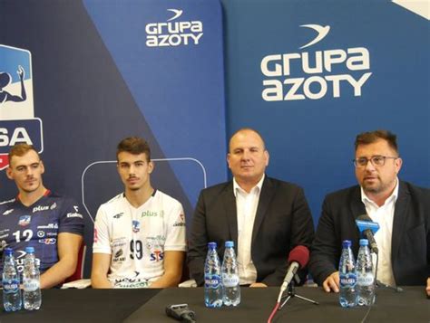 ZAKSA zaprezentowała nowe stroje i odebrała milion złotych premii To