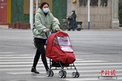 中央气象台继续发布沙尘暴蓝色预警 搜狐大视野 搜狐新闻