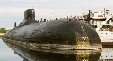 Russia Built the Largest (and Most Terrifying) Nuclear Submarine Ever | The National Interest Blog