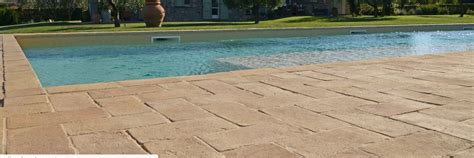 Library pool edging in terracotta - Terrecotte Europe