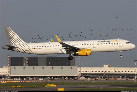 EC MJR Vueling Airbus A321 231 WL Photo By Mario Ferioli ID 835476