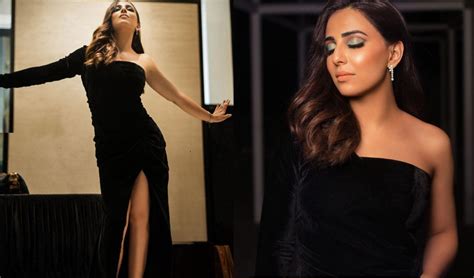 Ushna Shah Turns Up The Heat With New Bold Pictures Pakistan Observer