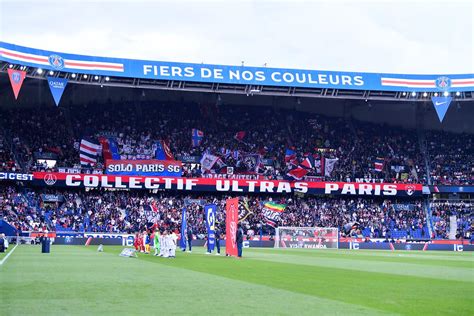 Revue De Presse Pros Vers Le Retour Des Ultras Pour C L Brer Le Sacre