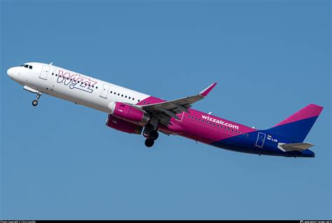 HA LXB Wizz Air Airbus A321 231 WL Photo By Chris Camille ID 1465113